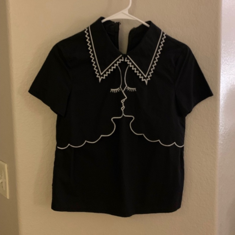 Aritzia kissing couple blouse size xs